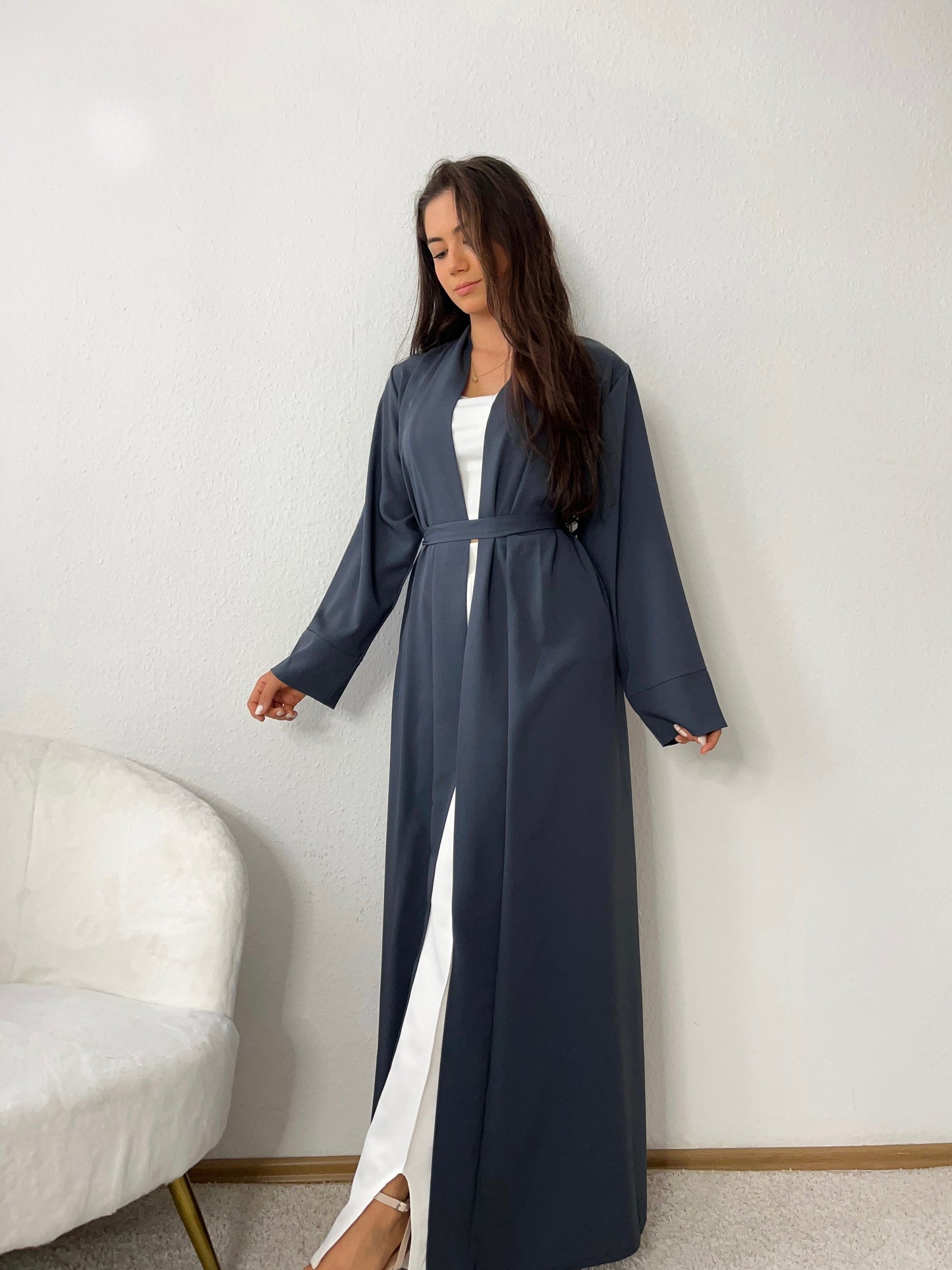 Langer Kimono mit Bindegürtel