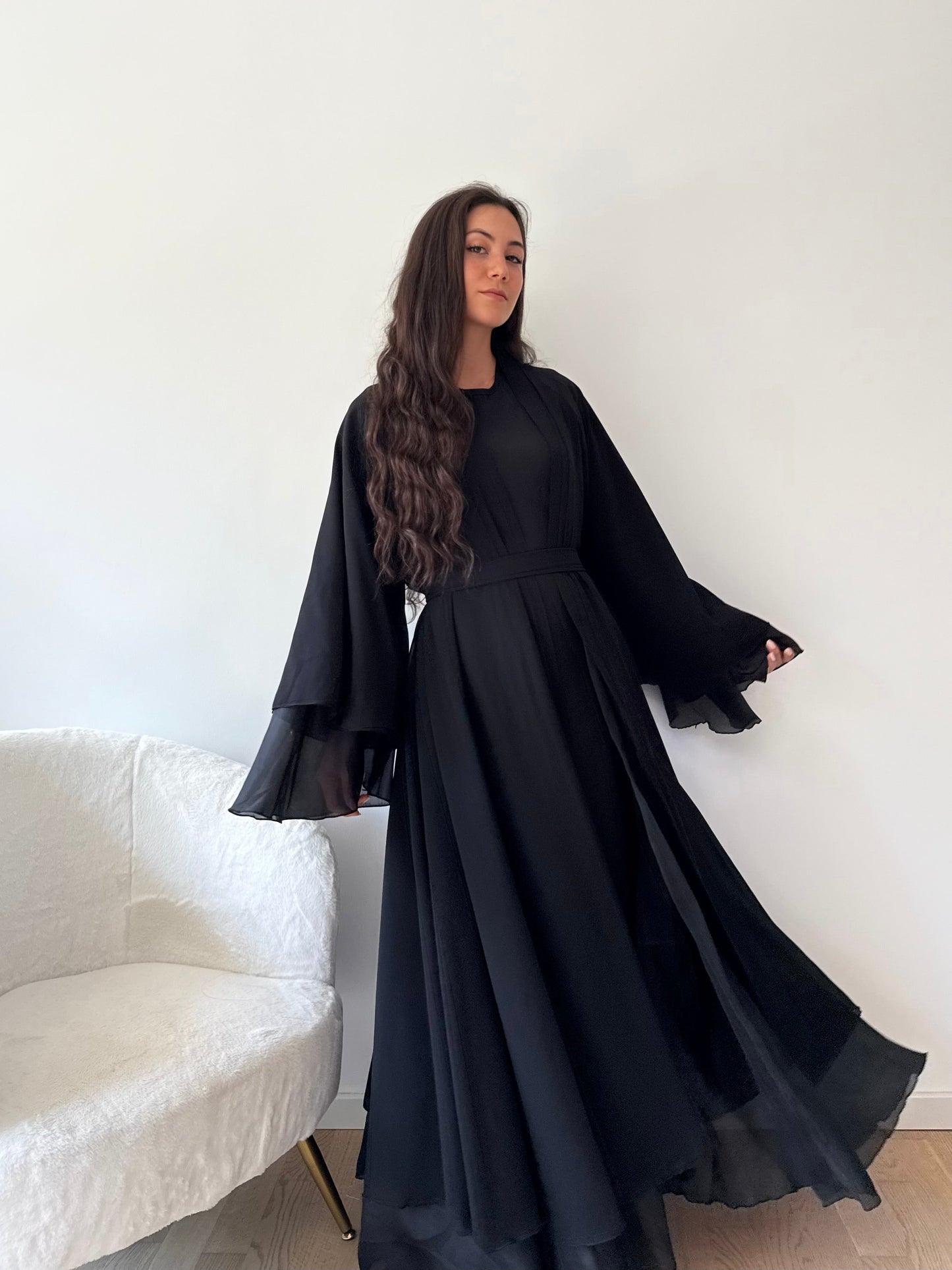 Zweiseitig tragbarer Kimono mit Volants