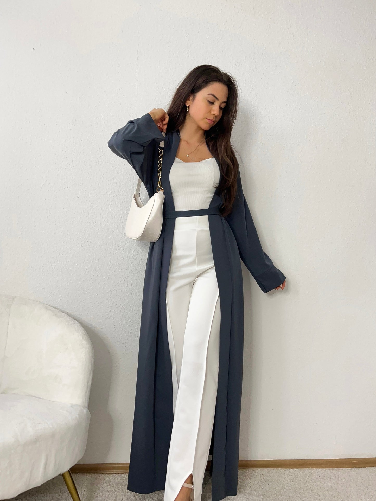 Langer Kimono mit Bindegürtel