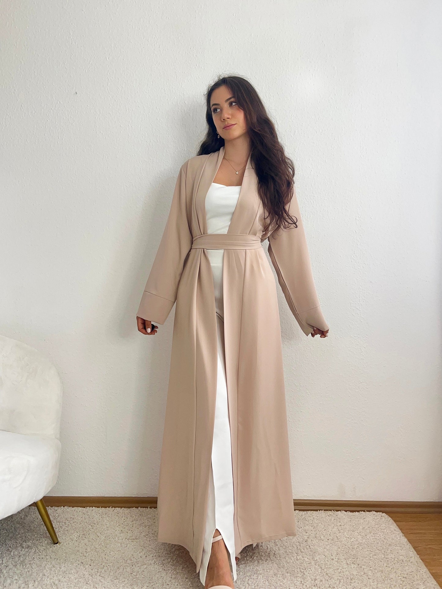 Langer Kimono mit Bindegürtel