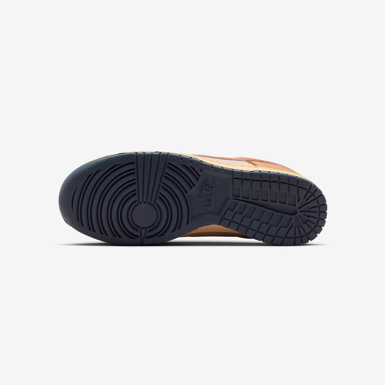 Dunk Low Retro SE