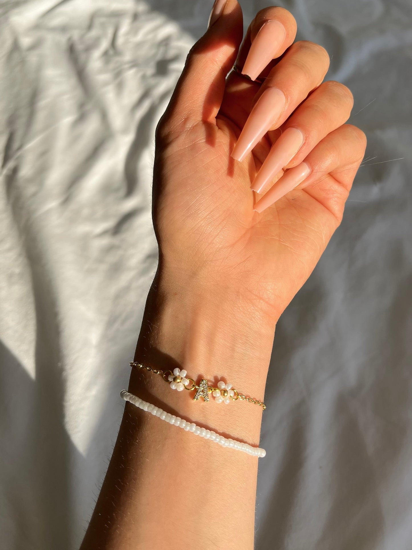 Armband aus kleinen Miyuki-Perlen