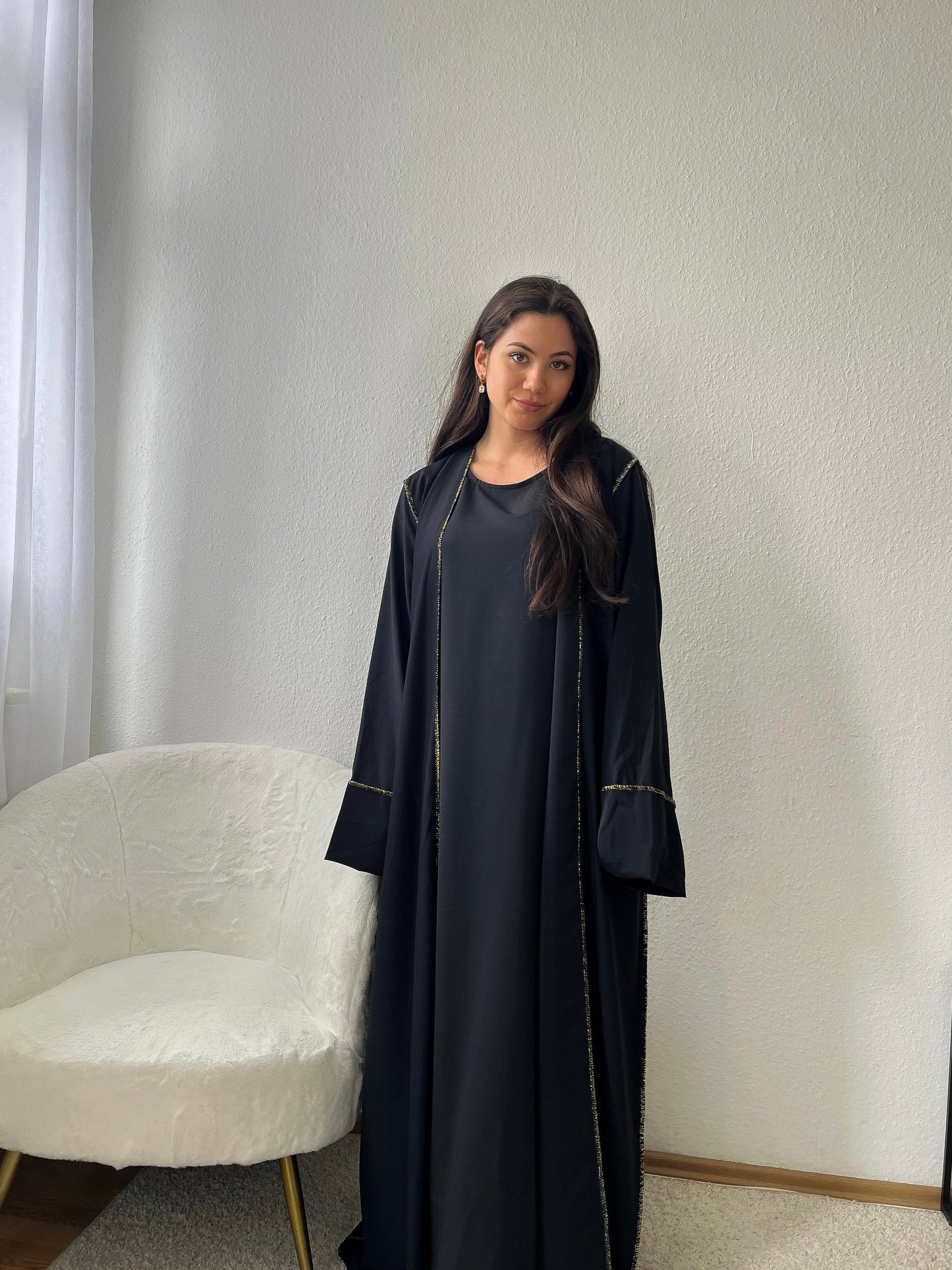 Leichter Kimono mit goldenen Linien