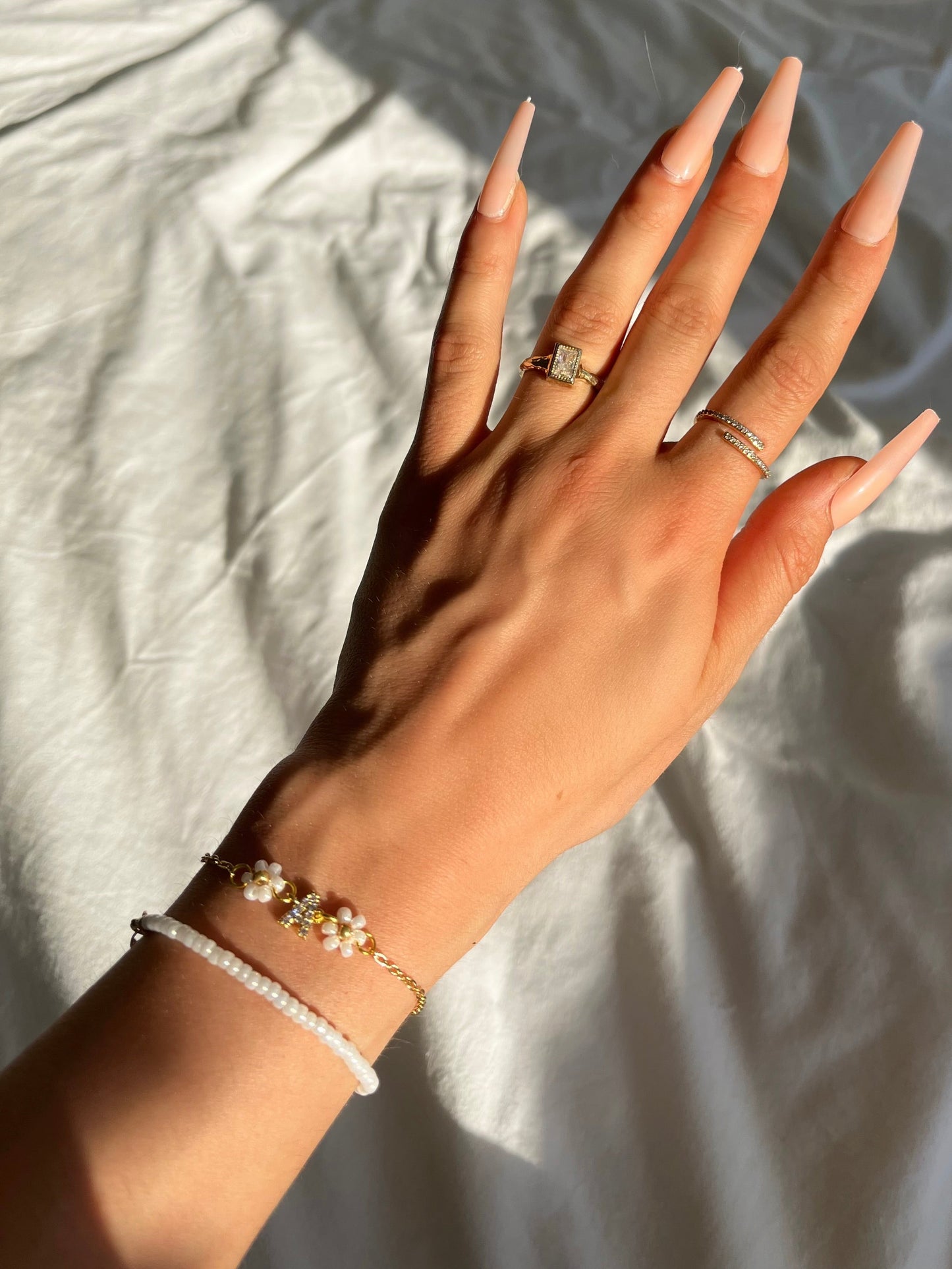 Armband aus kleinen Miyuki-Perlen