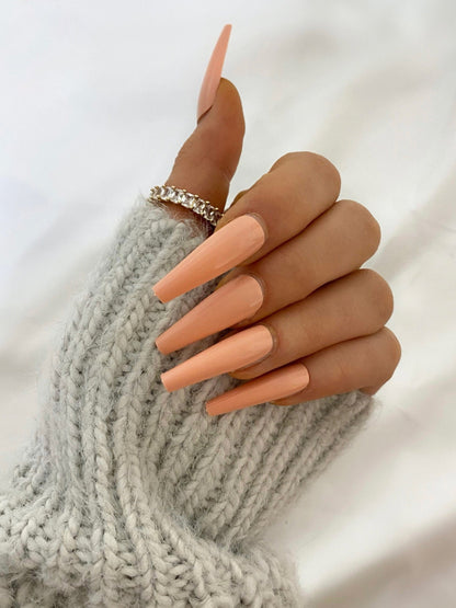 DIVA Nails