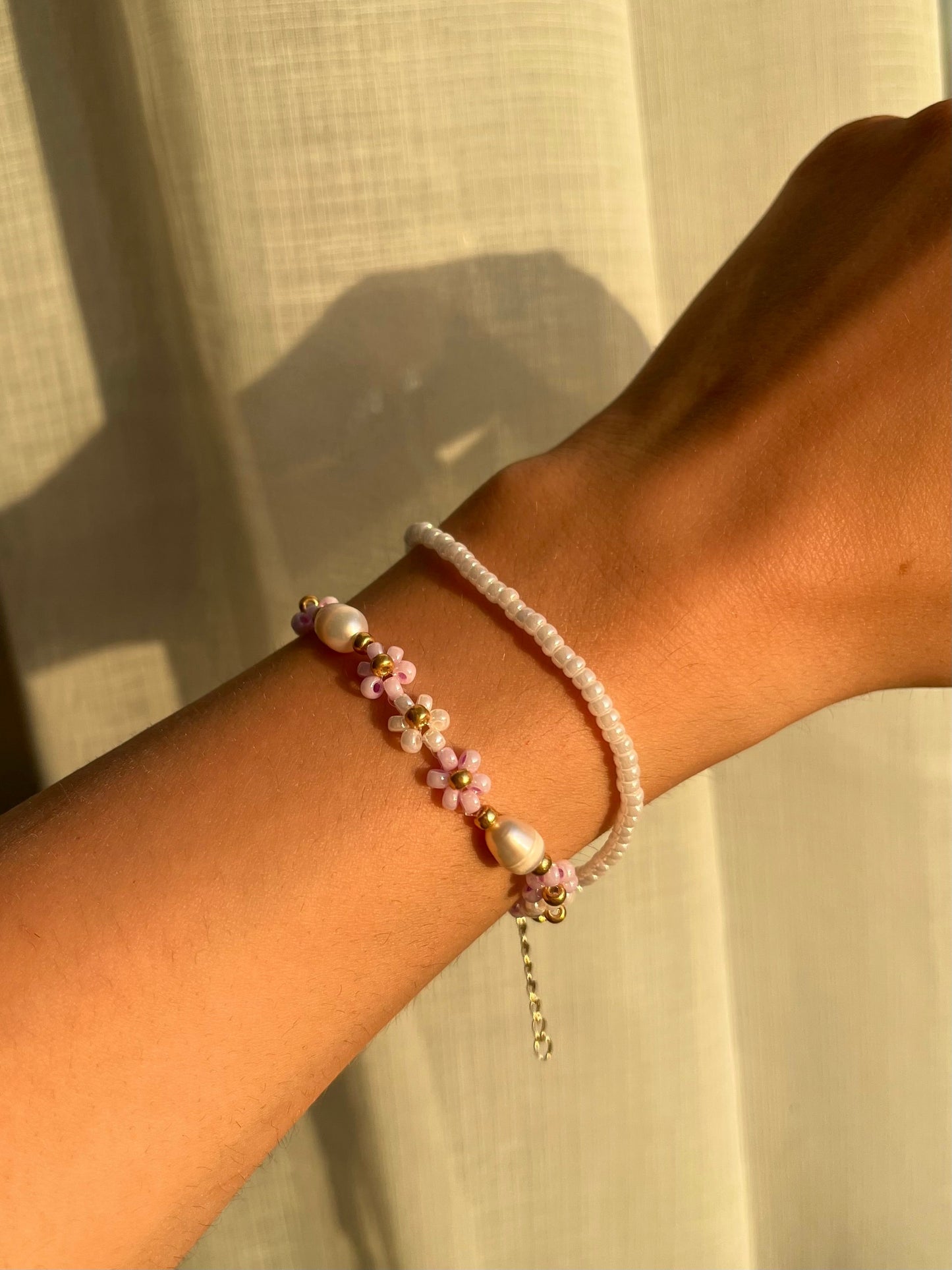 Armband aus kleinen Miyuki-Perlen